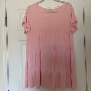 This pink blouse is super cute and light!!!